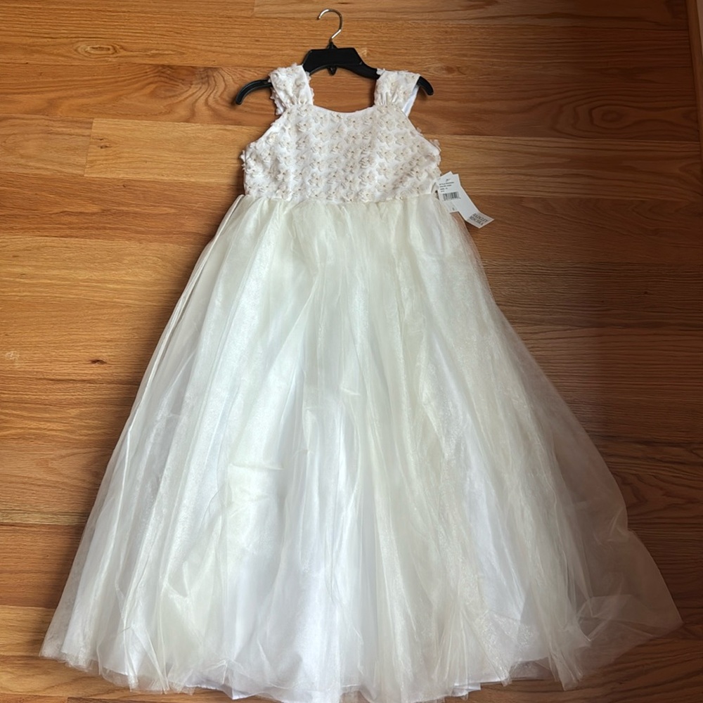 First communion, girls flower girl drees
